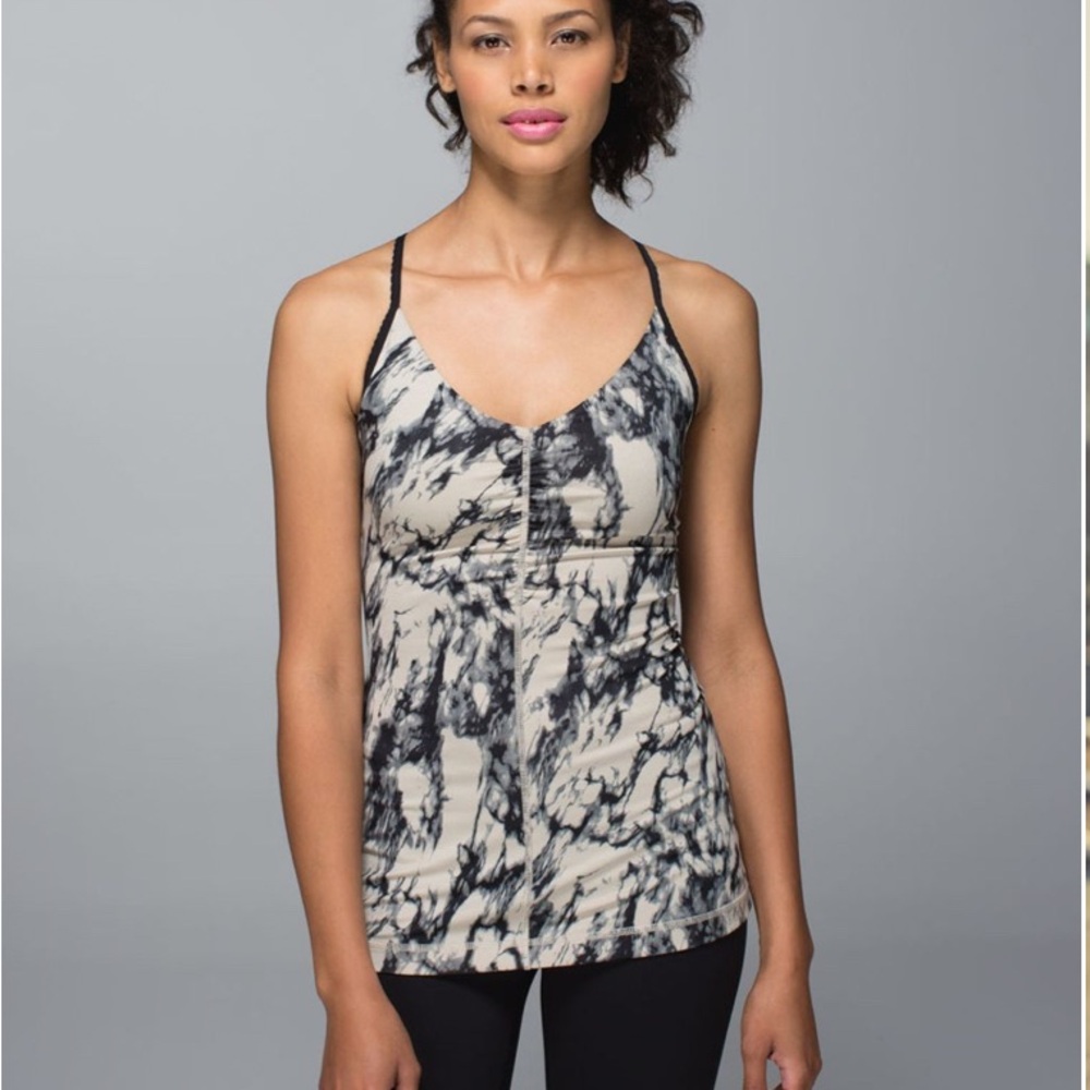 ❤️ LULULemon Open Your Heart Tank